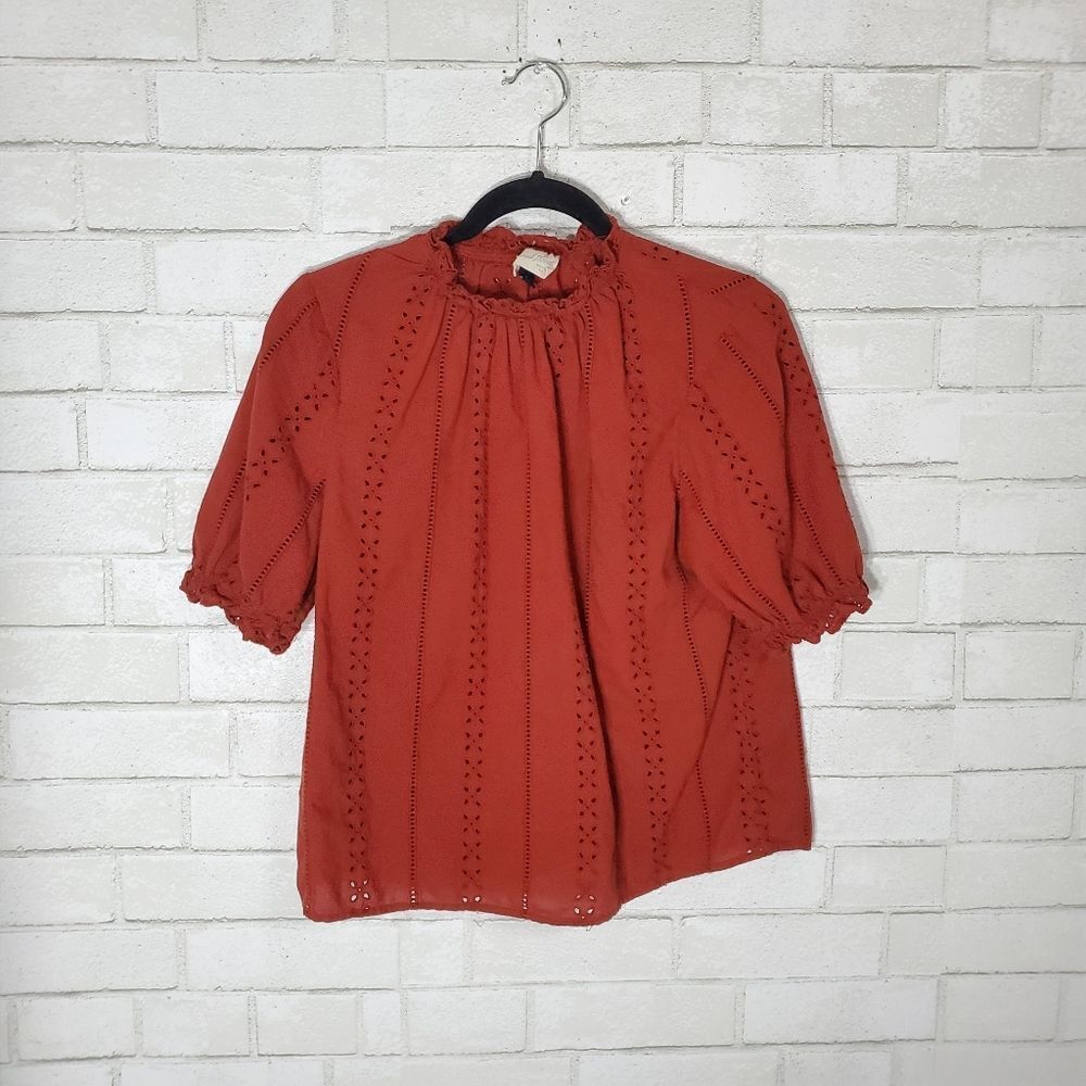 Universal Thread cute burnt orange top